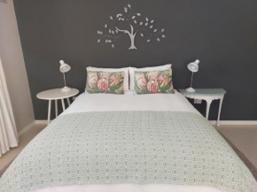 The Red Gate Suite for Garden Route tranquility